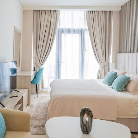 Studio With Pool And Private Beach Access On Palm Jumeirah ドバイ エクステリア 写真