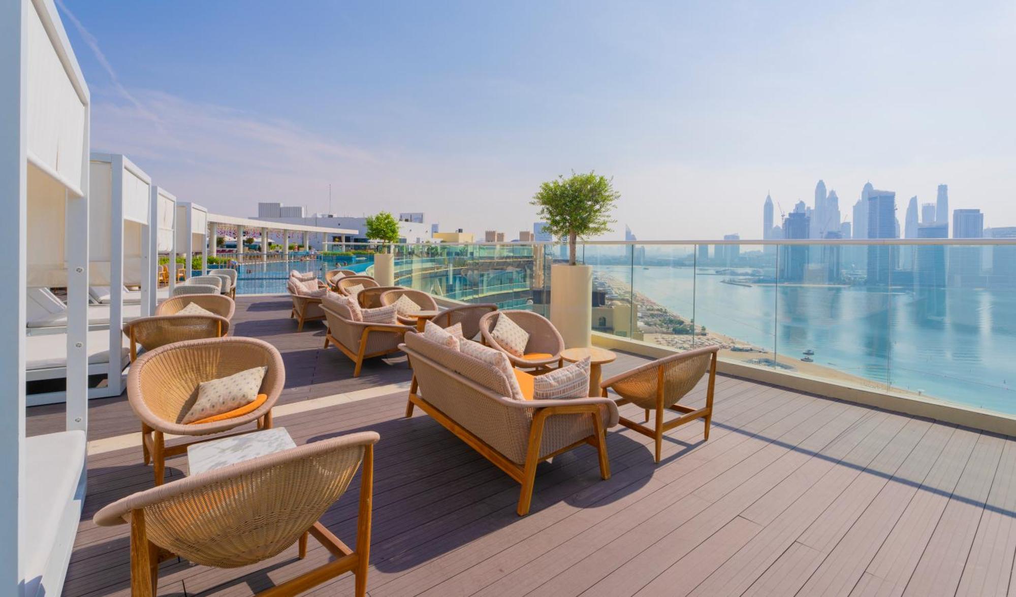 Studio With Pool And Private Beach Access On Palm Jumeirah ドバイ エクステリア 写真